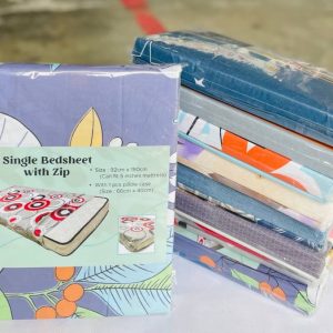 SINGLE FITTED COVER WITH ZIP